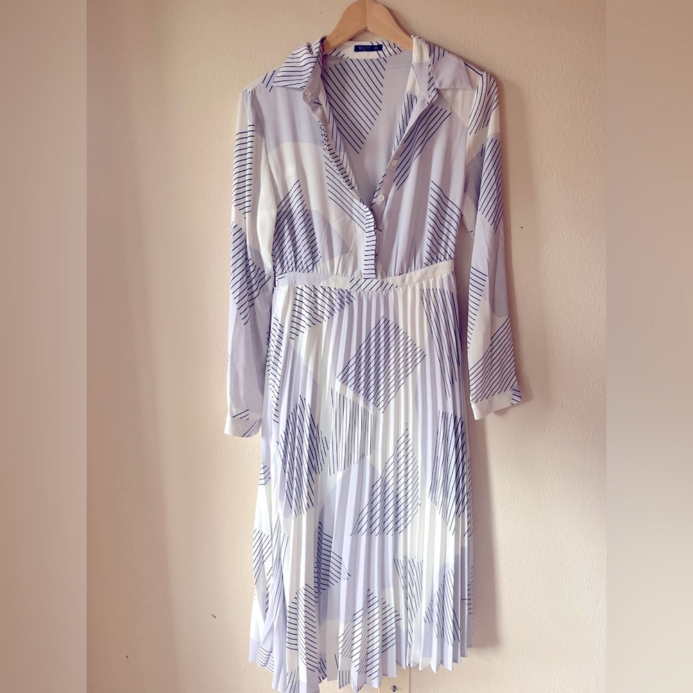 Pleated Midi Dress XS